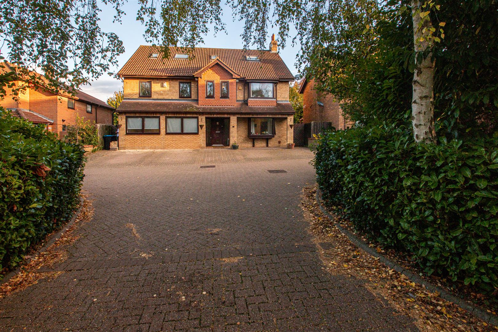 2 Krypton Close, Shenley Lodge